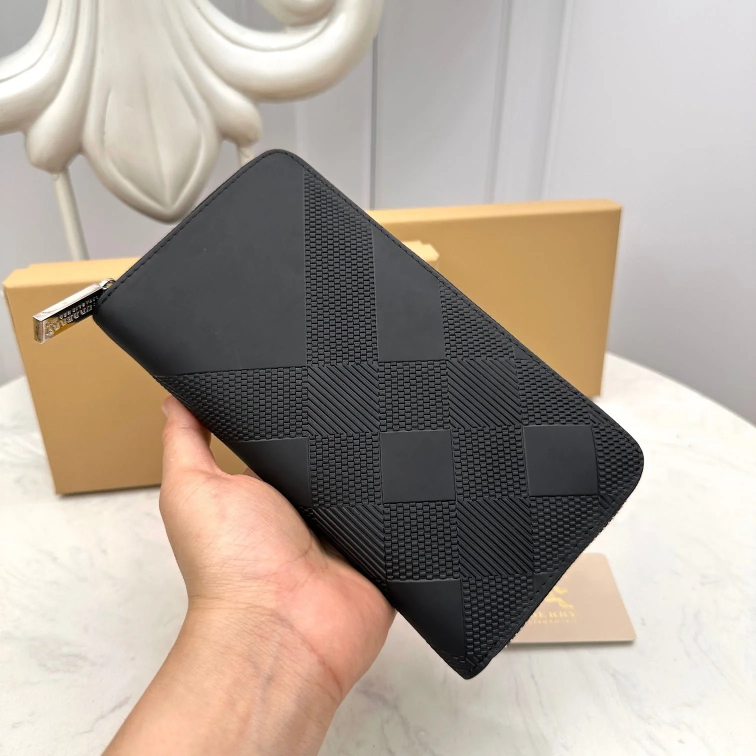 Burberry cowhide long wallet 6660105 size: 19*10*2.5cm - LITELUX