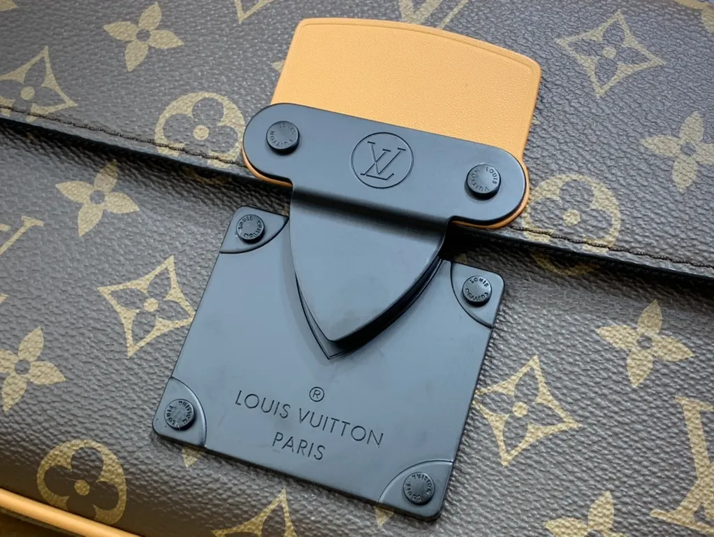 Louis Vuitton bag - LITELUX