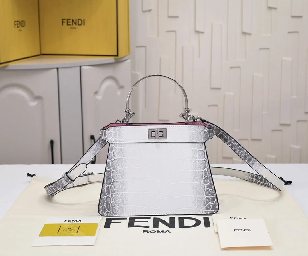 FENDI Peekaboo Crocodile Leather sliver hardware 23ss 335 Size: 20*15cm - LITELUX