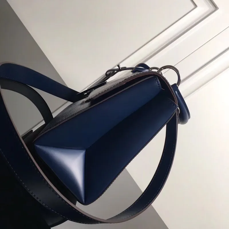 Louis Vuitton bag - LITELUX