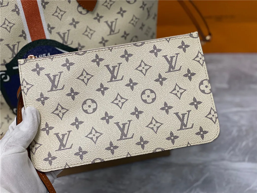 Louis Vuitton Bag - LITELUX
