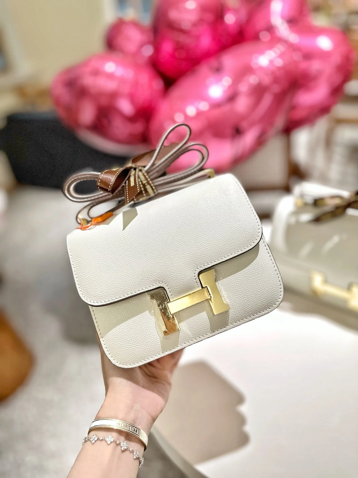 Hermès Constance cowhide leather Gold hardware Black size: 24cm/20cm - LITELUX