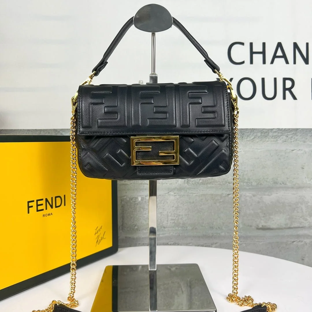 FENDI BAGUETTE Mini Chain Strap Black Handbag Size: 4*18*11cm - LITELUX