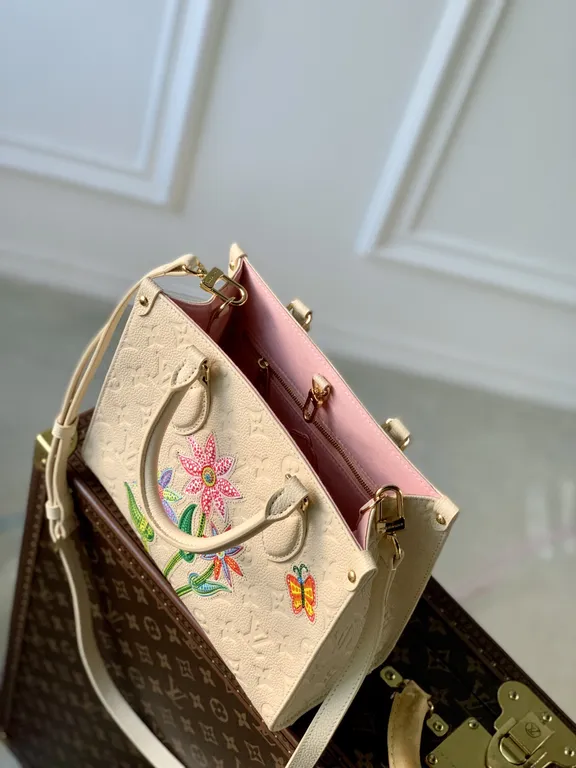 Louis Vuitton bag - LITELUX