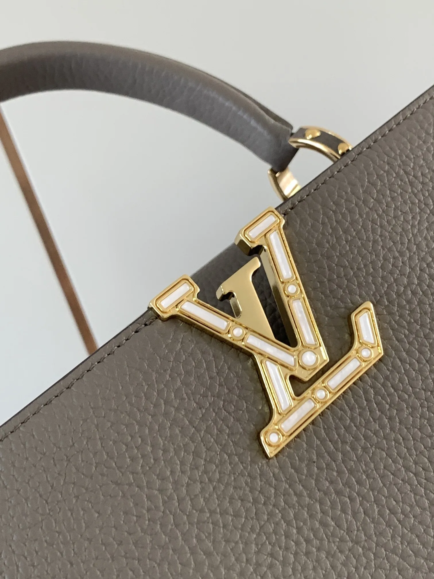 Louis Vuitton bag - LITELUX