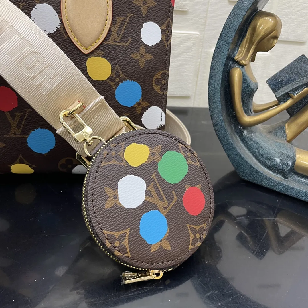 Louis Vuitton bag - LITELUX