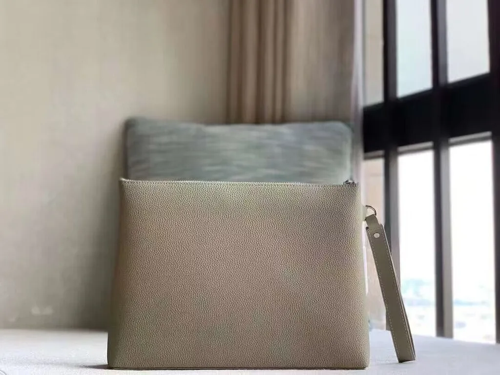 Louis Vuitton bag - LITELUX