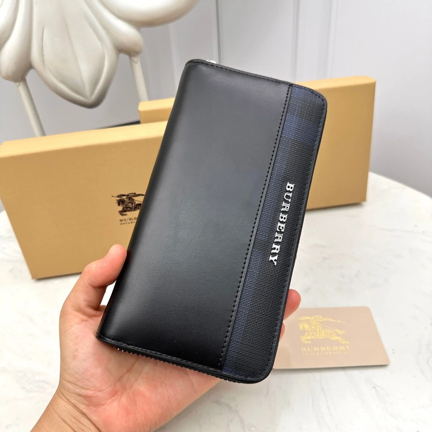 Burberry cowhide long wallet 6660106 size: 19*10*2.5cm - LITELUX