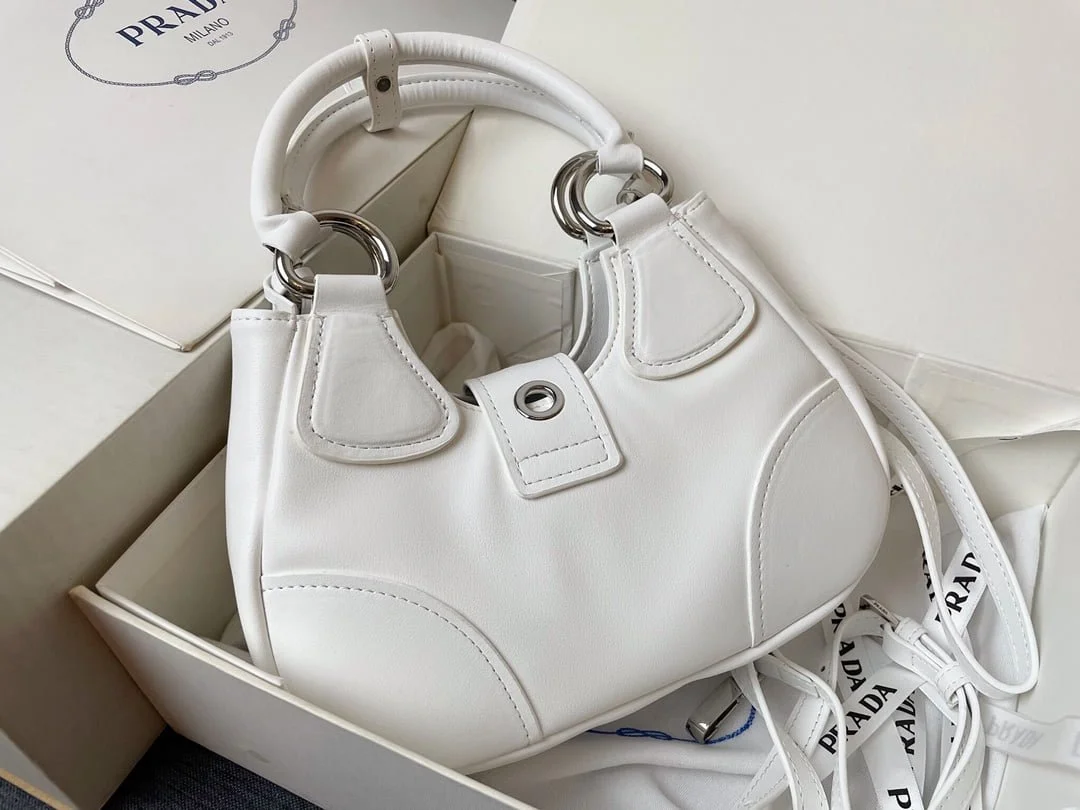 Prada leather Underarm bag white1BA381 size: 22.5cm - LITELUX