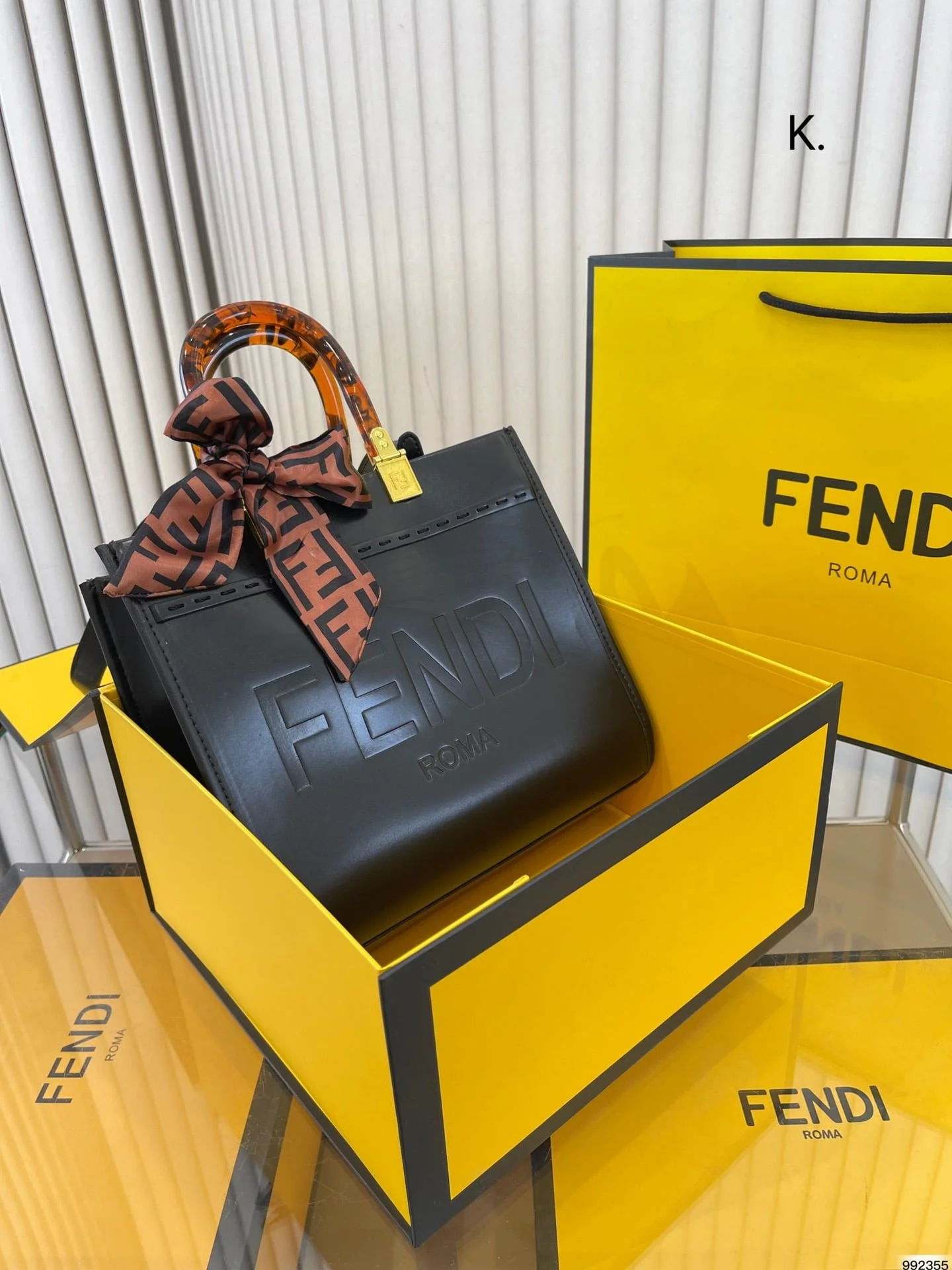 FENDI Tote bag Black/Brown/White Size: 25*22cm - LITELUX