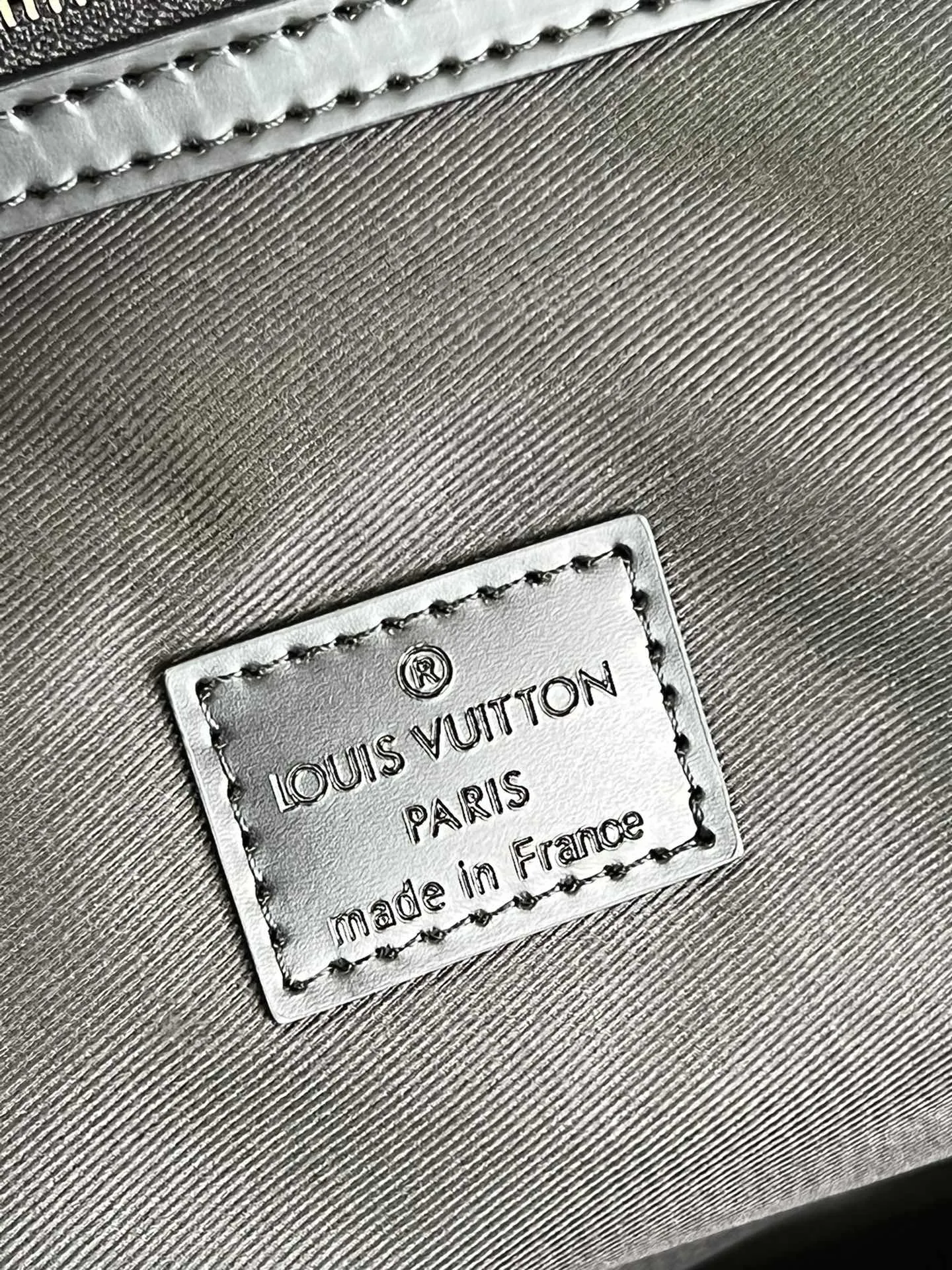 Louis Vuitton bag - LITELUX