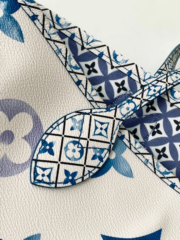 Louis Vuitton bag - LITELUX