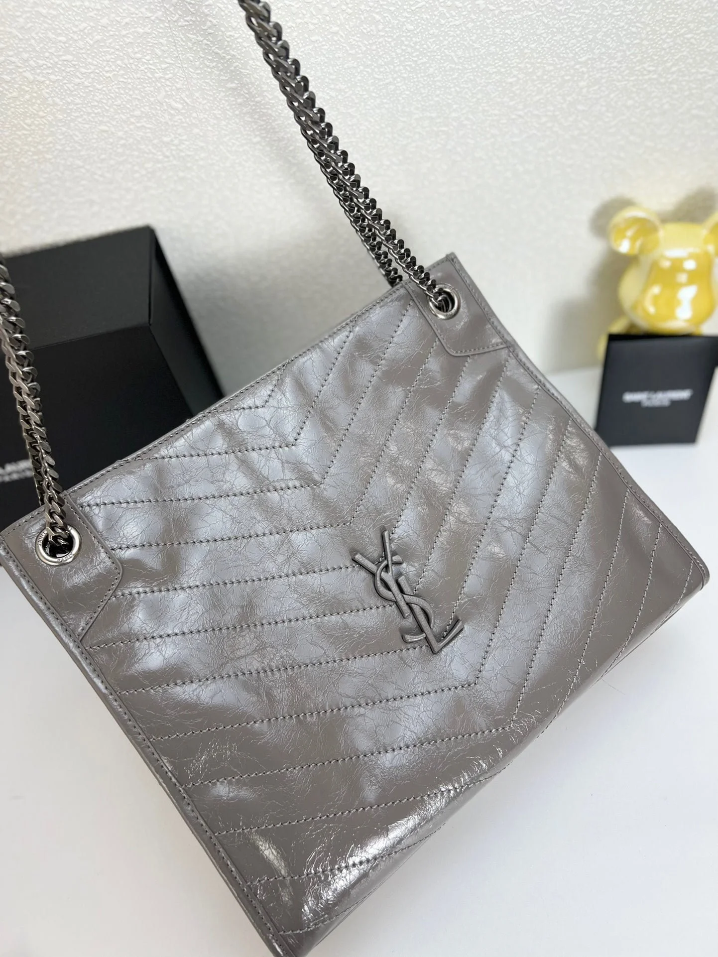 YSL NIKI Wrinkled retro oil wax skin Shoulder and backbody tote bag grey 577999 size: 33*27*11.5 cm - LITELUX