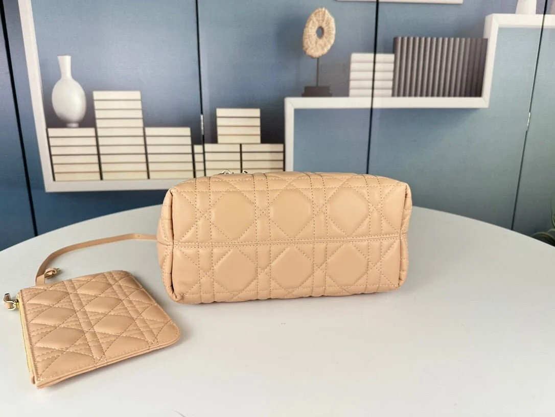 Dior  toujours Handbag 2822 size: 23* 14 * 12 cm - LITELUX