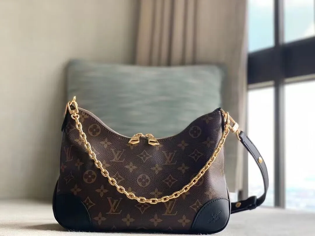 Louis Vuitton bag - LITELUX
