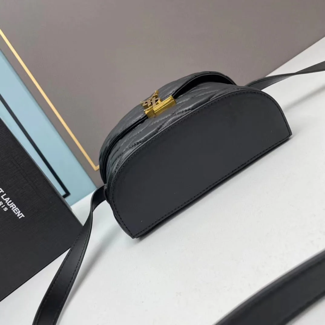 YSL JUNE Quilted sheep leather box bag with gold hardware 710080 size: 19 *15 *8cm - LITELUX