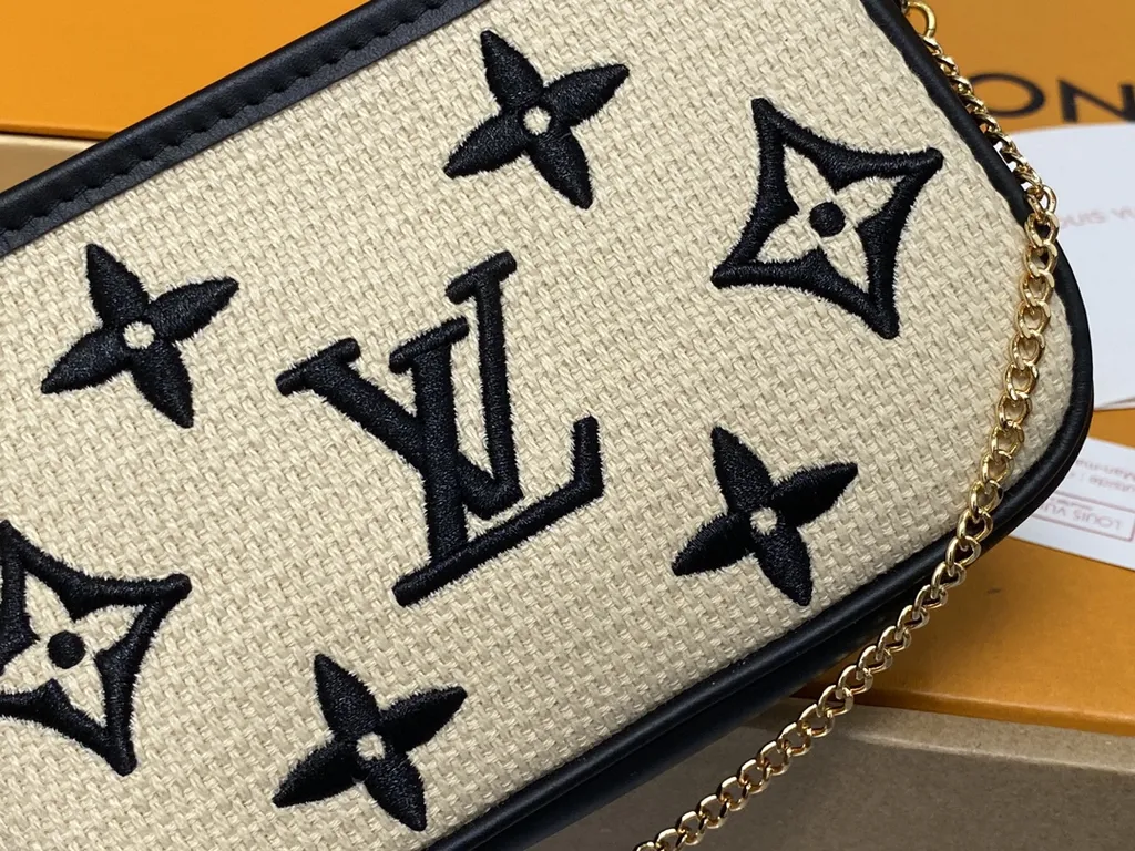 Louis Vuitton bag - LITELUX