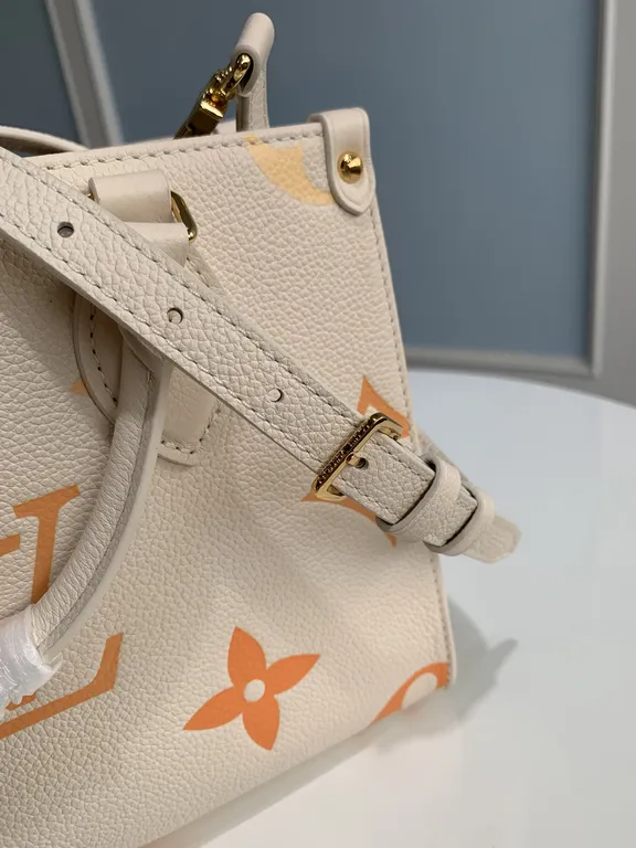 Louis Vuitton bag - LITELUX
