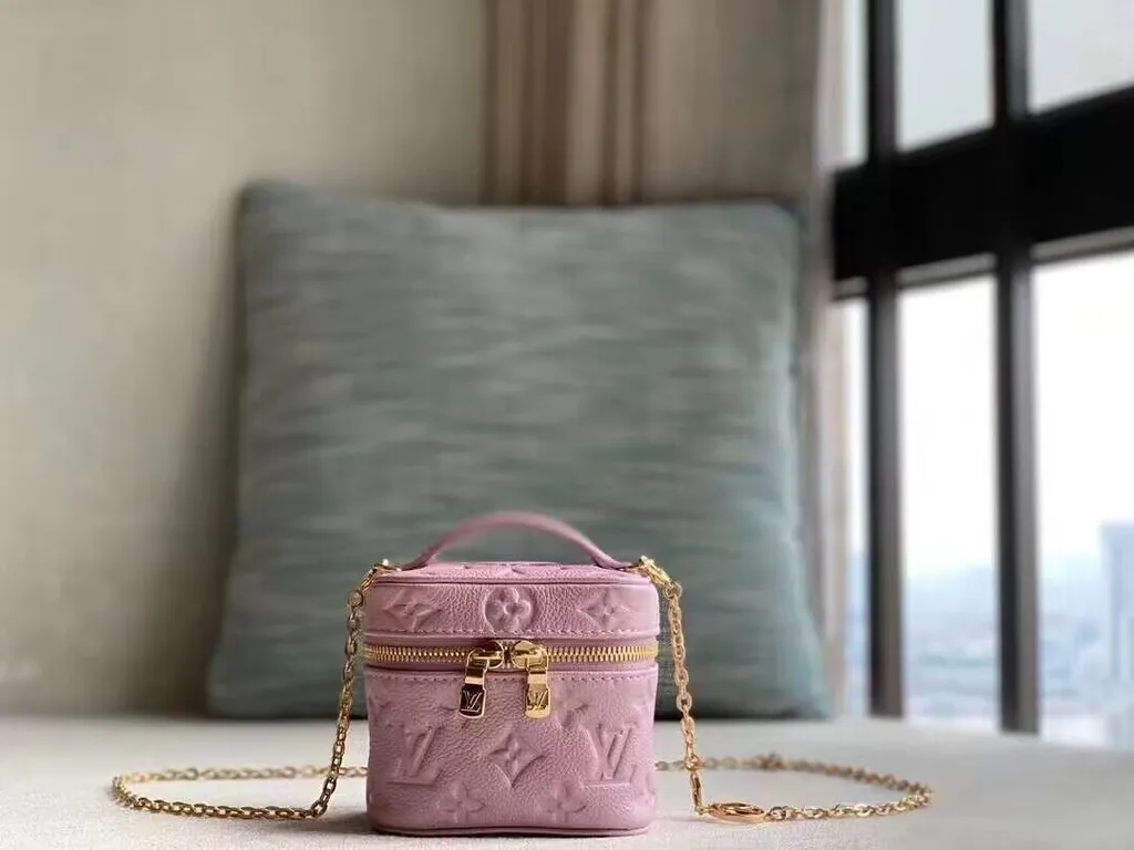 Louis Vuitton bag - LITELUX