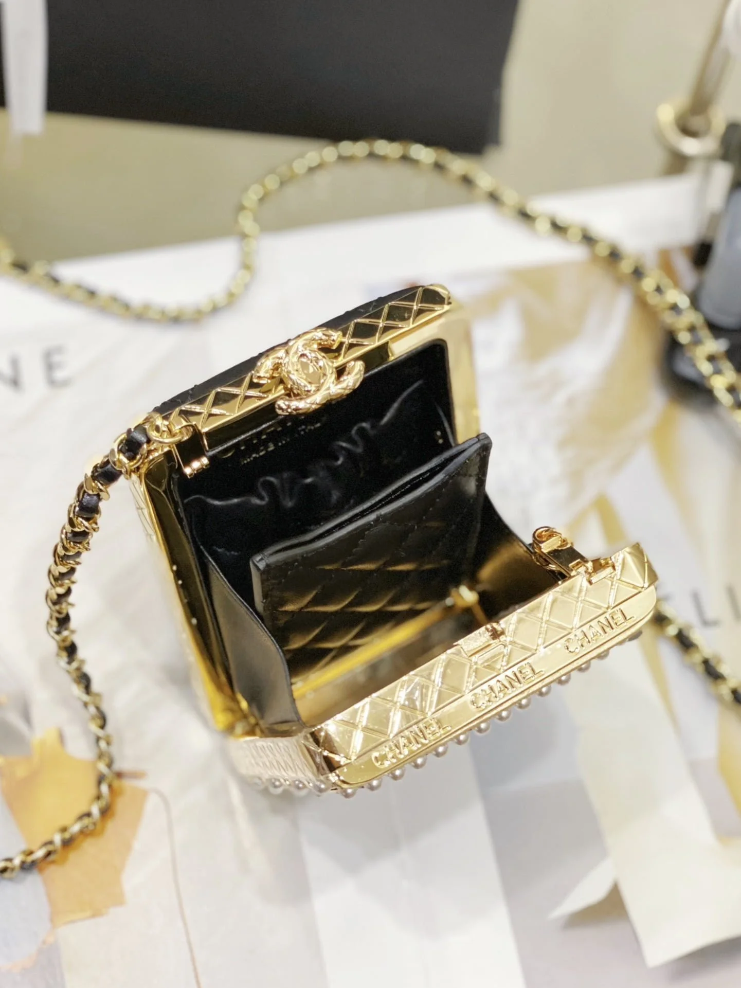 chanel22k dinner bag gold Pearl string size: 11*9*4.5cm - LITELUX