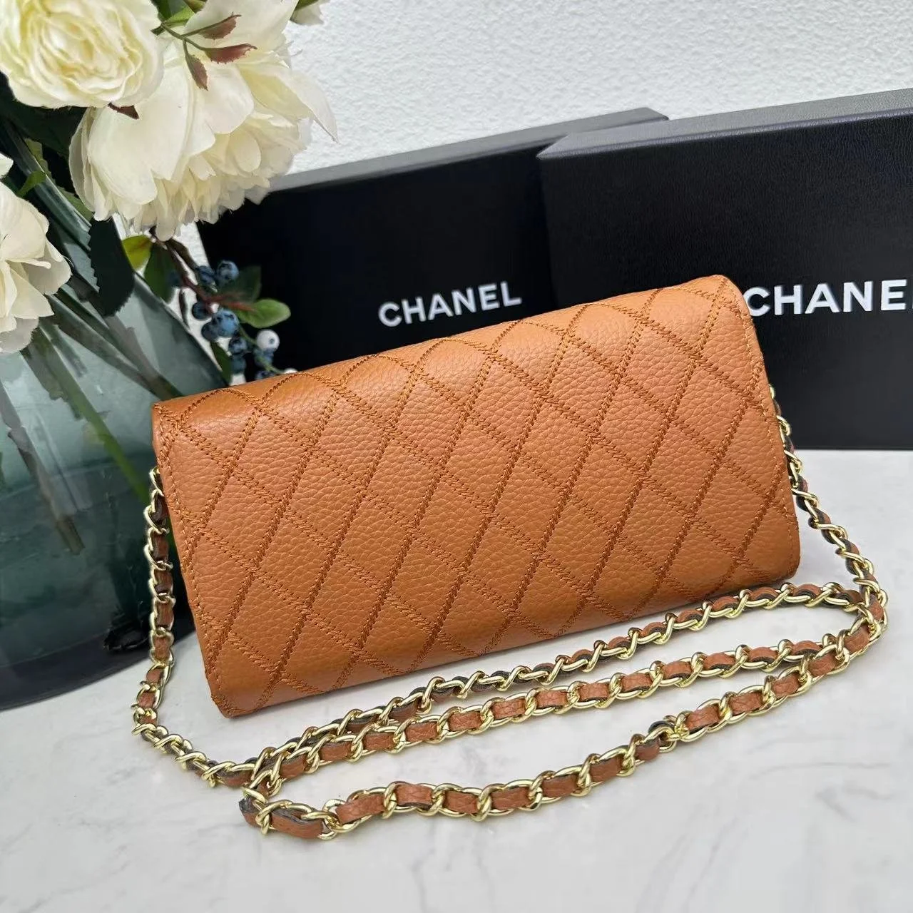 Chanel chain crossbody bag diamond and litchi cowhide Brown 50098 size: 19*10*3.5cm - LITELUX