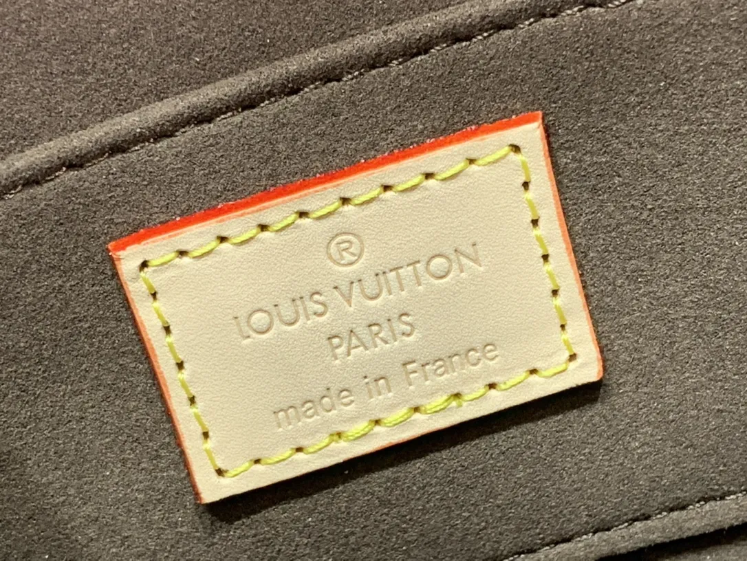 Louis Vuitton bag - LITELUX