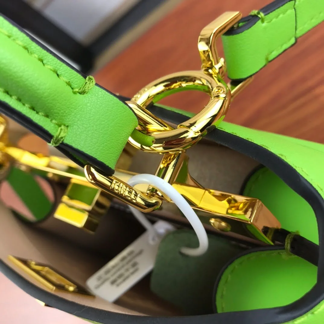 FENDI PeekaboolseeuPetite 0778 Green size: 20*15.5*11CM - LITELUX