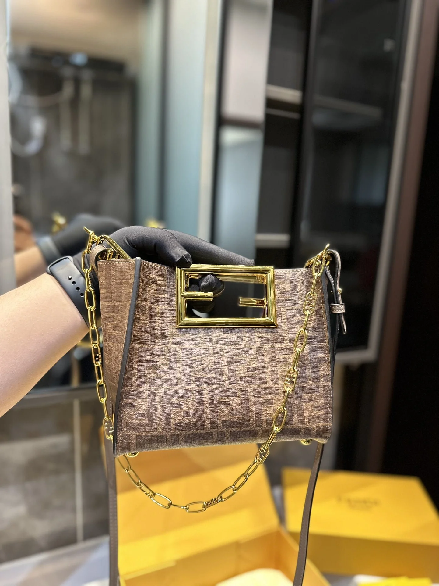 Fendi way Double F-buckle size: 20*9*17cm - LITELUX