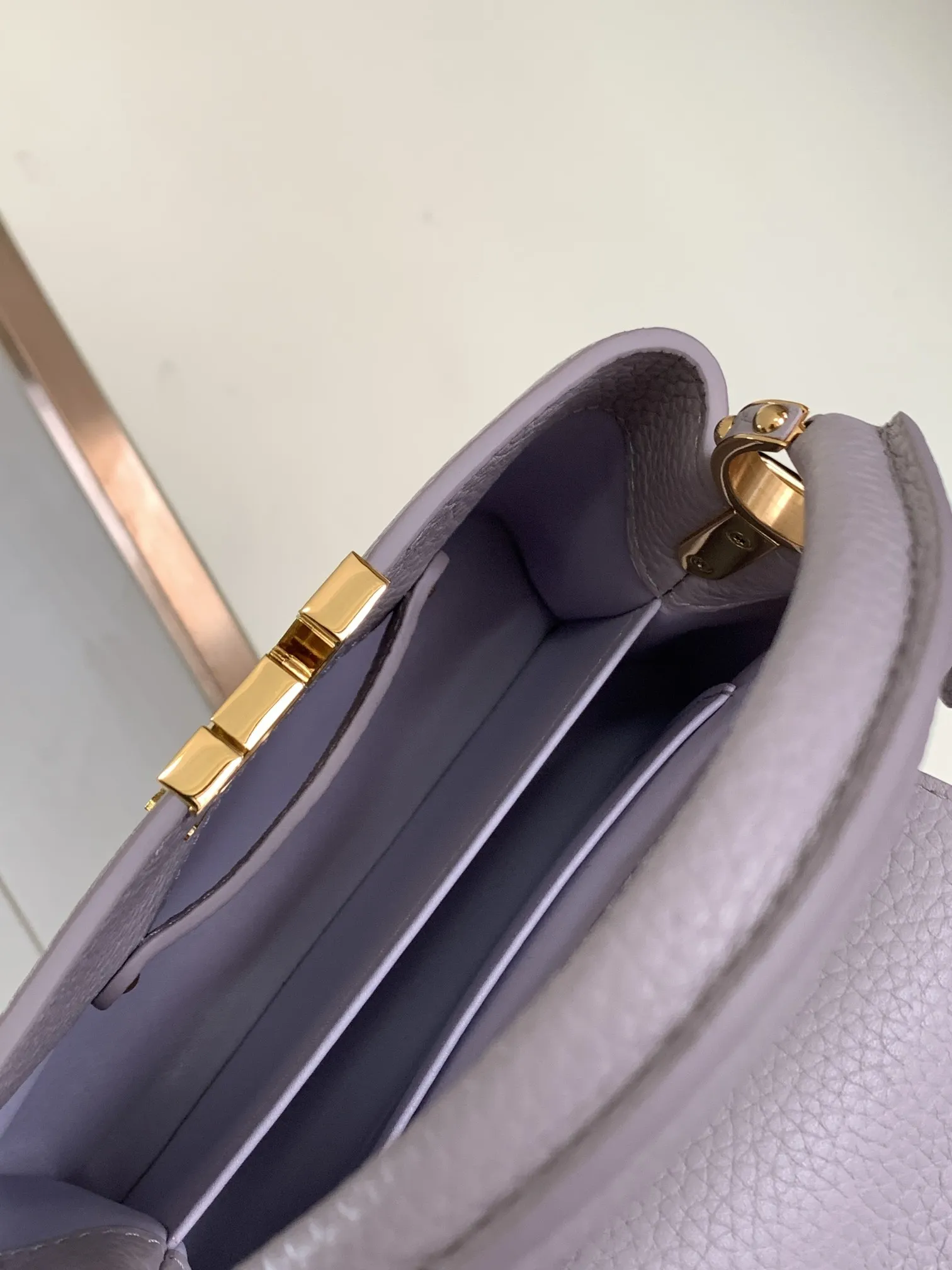 Louis Vuitton bag - LITELUX