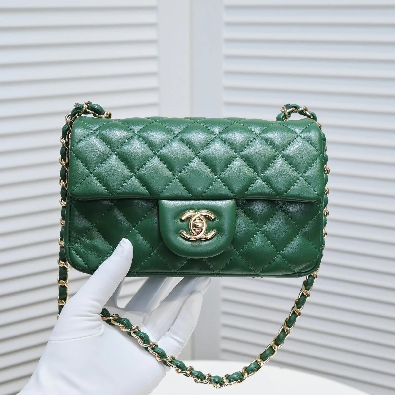 Chanel Lamb skin chain crossbody bag green 1116 SIZE: 20*14*7cm - LITELUX