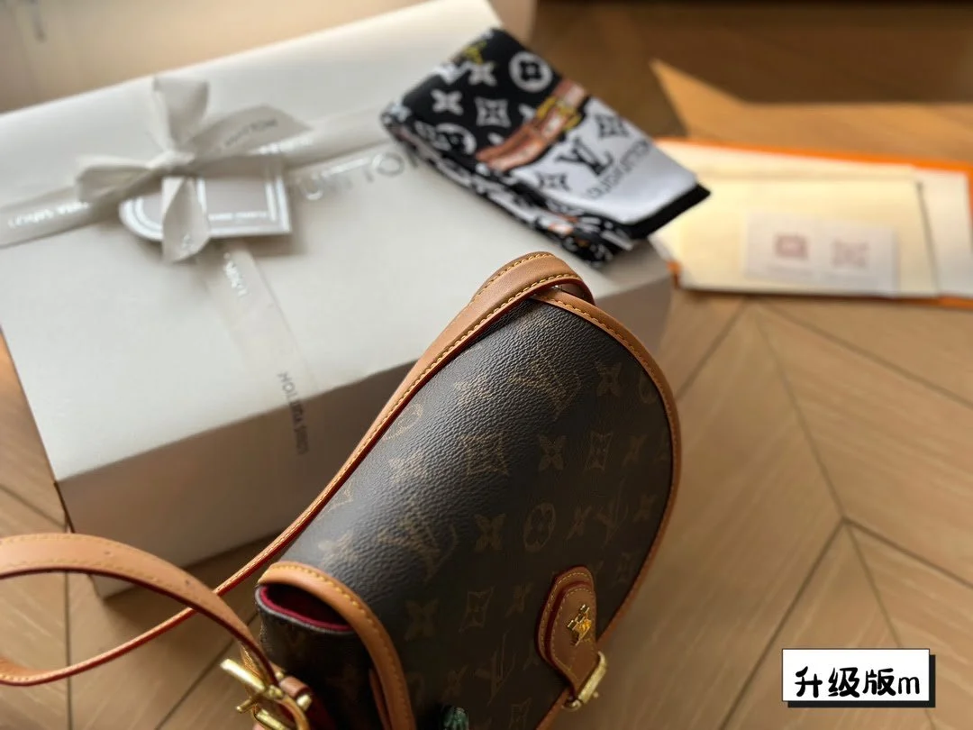 Louis Vuitton / LV Tambourin Saddle bag M44860 size: 18*16cm - LITELUX