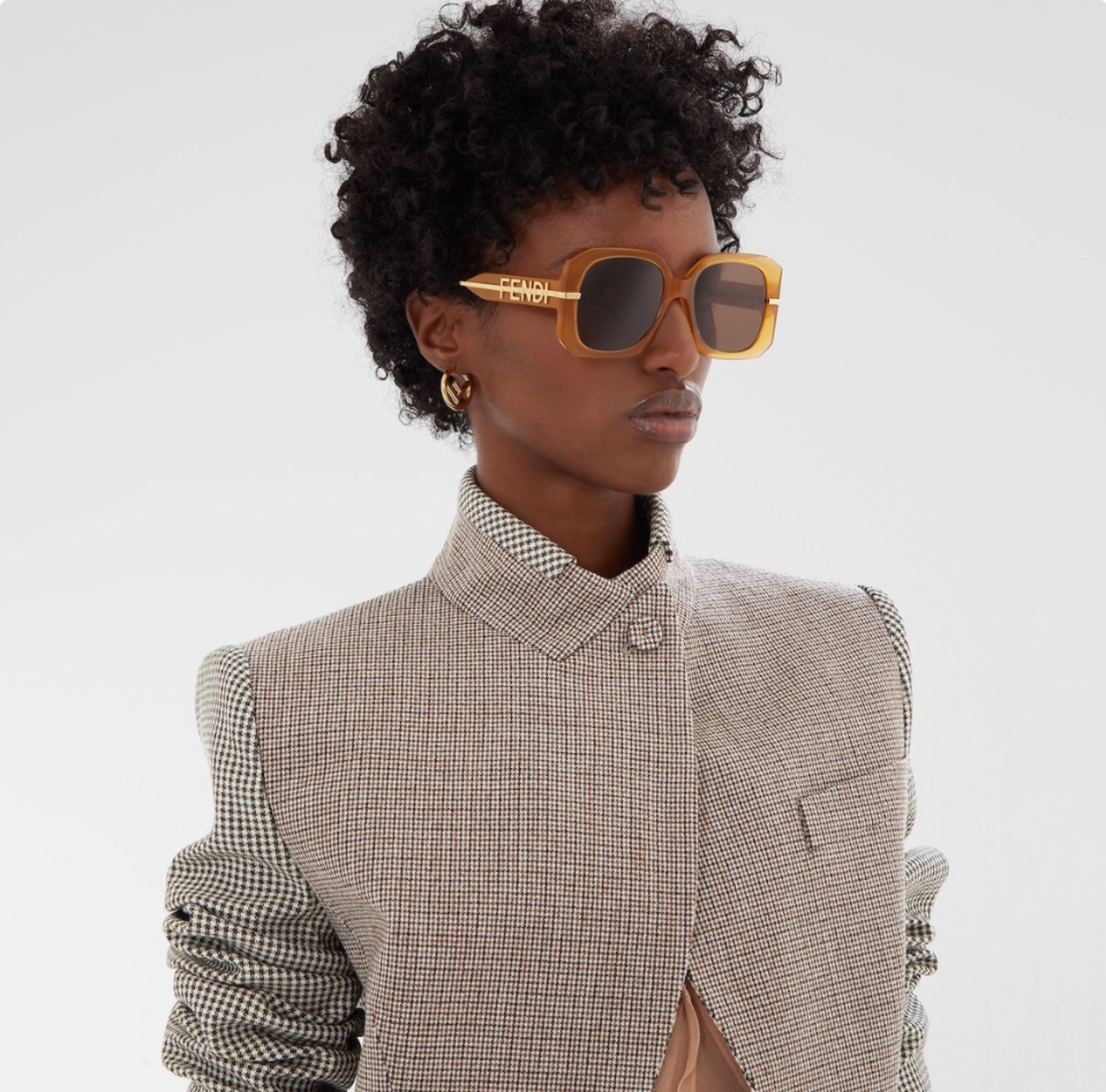 Fendi hollow letter earrings - LITELUX