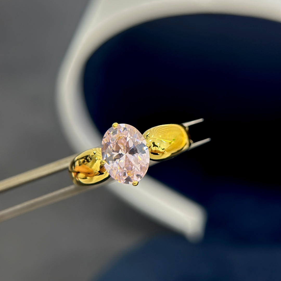 Golden Diamond Ring - LITELUX