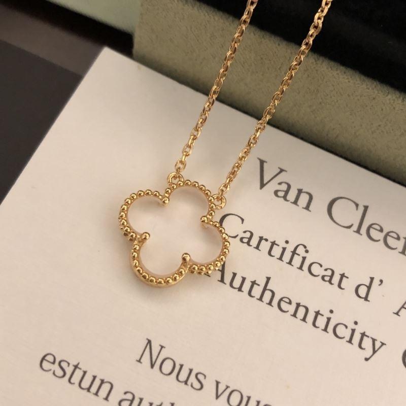 Van Cleef & Arpels Vca Four-Leaf Clover Transparent Necklace - LITELUX
