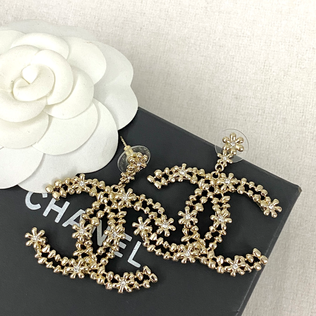 Chanel Hollow Double C Earrings - LITELUX