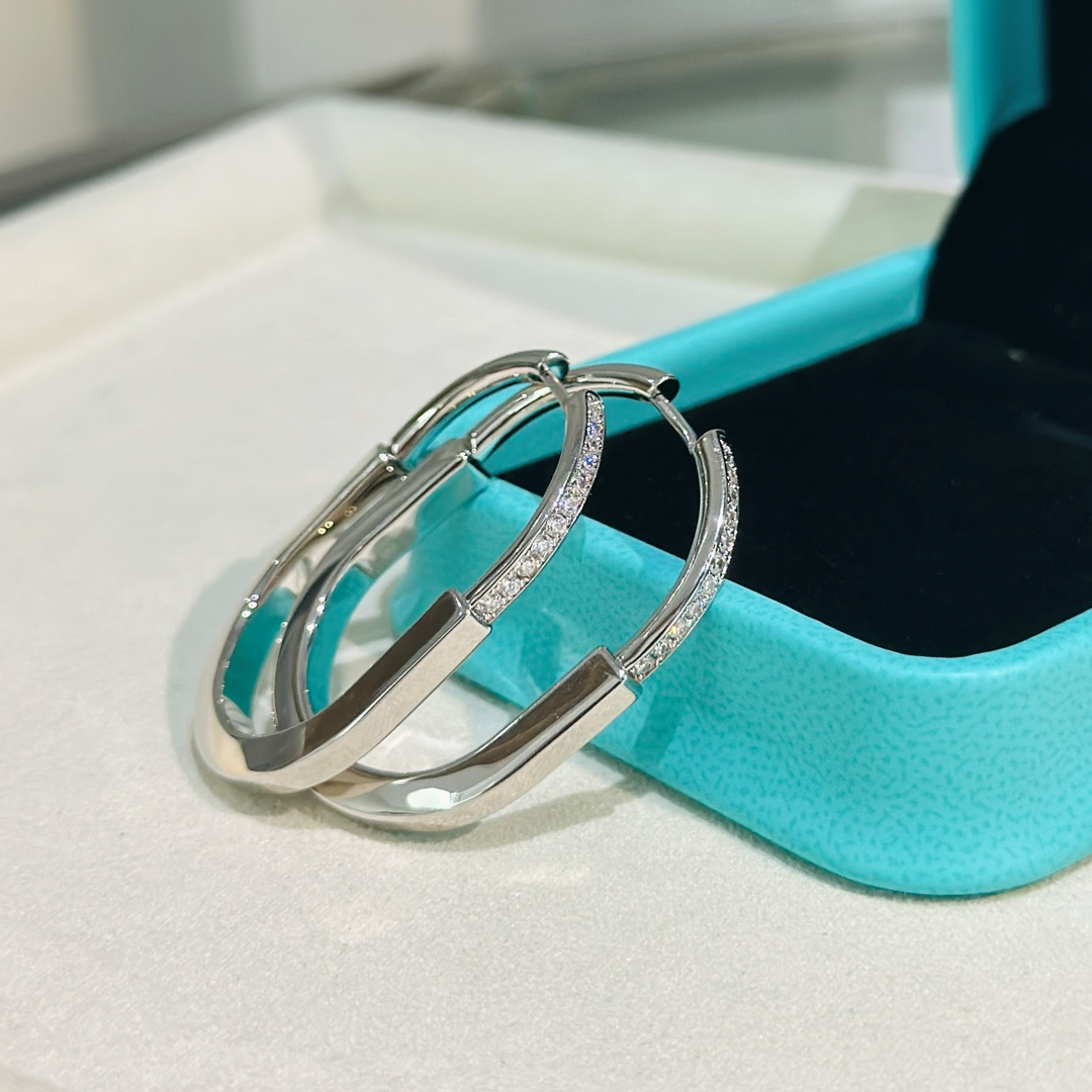 Tiffany U-Shaped Diamond Earrings - LITELUX