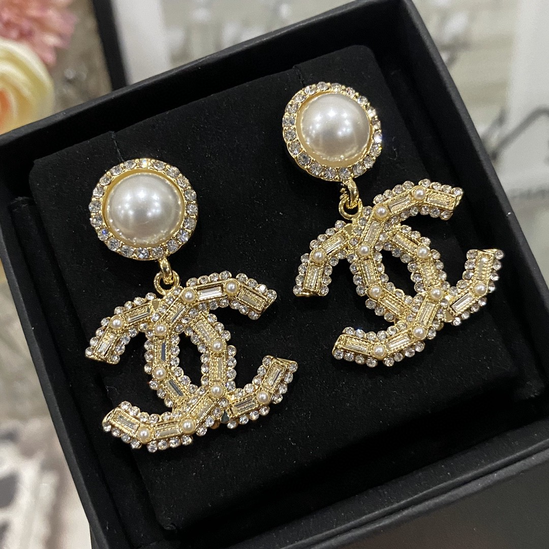 Chanel Pearl Metal Earrings - LITELUX