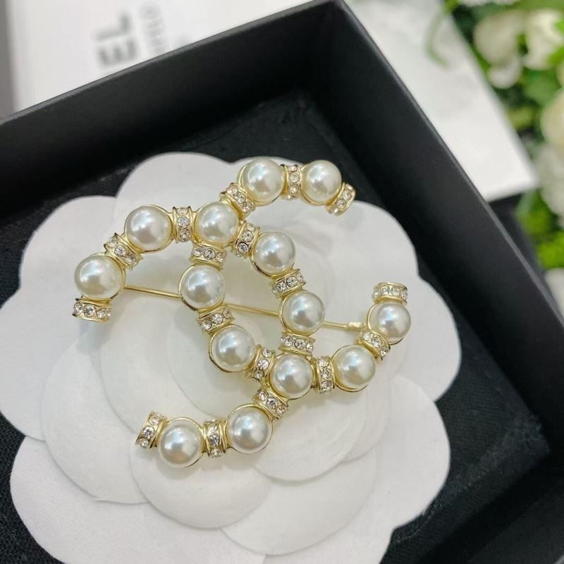 Chanel Double C Pearl Brooch - LITELUX