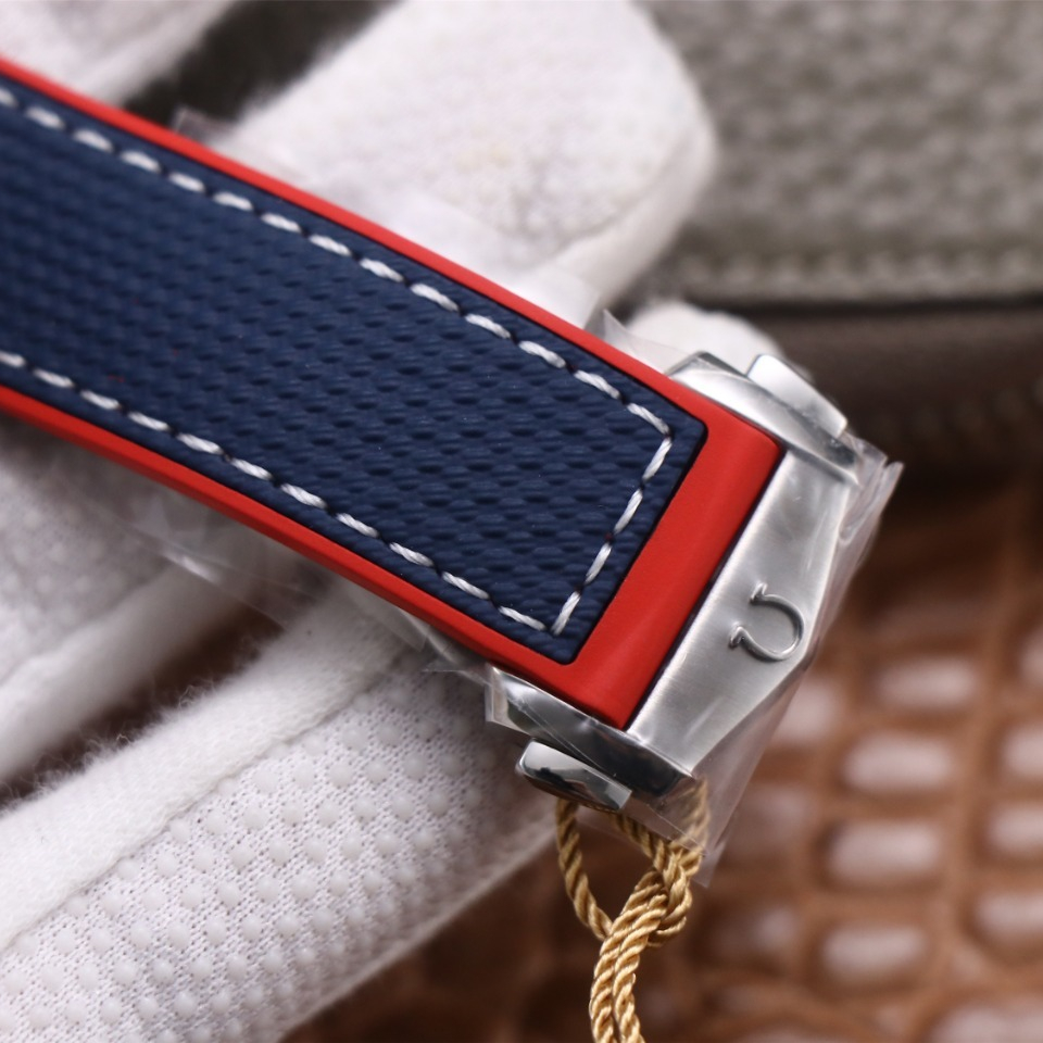 PLANET OCEAN 600M America's Cup 43.5mm - LITELUX