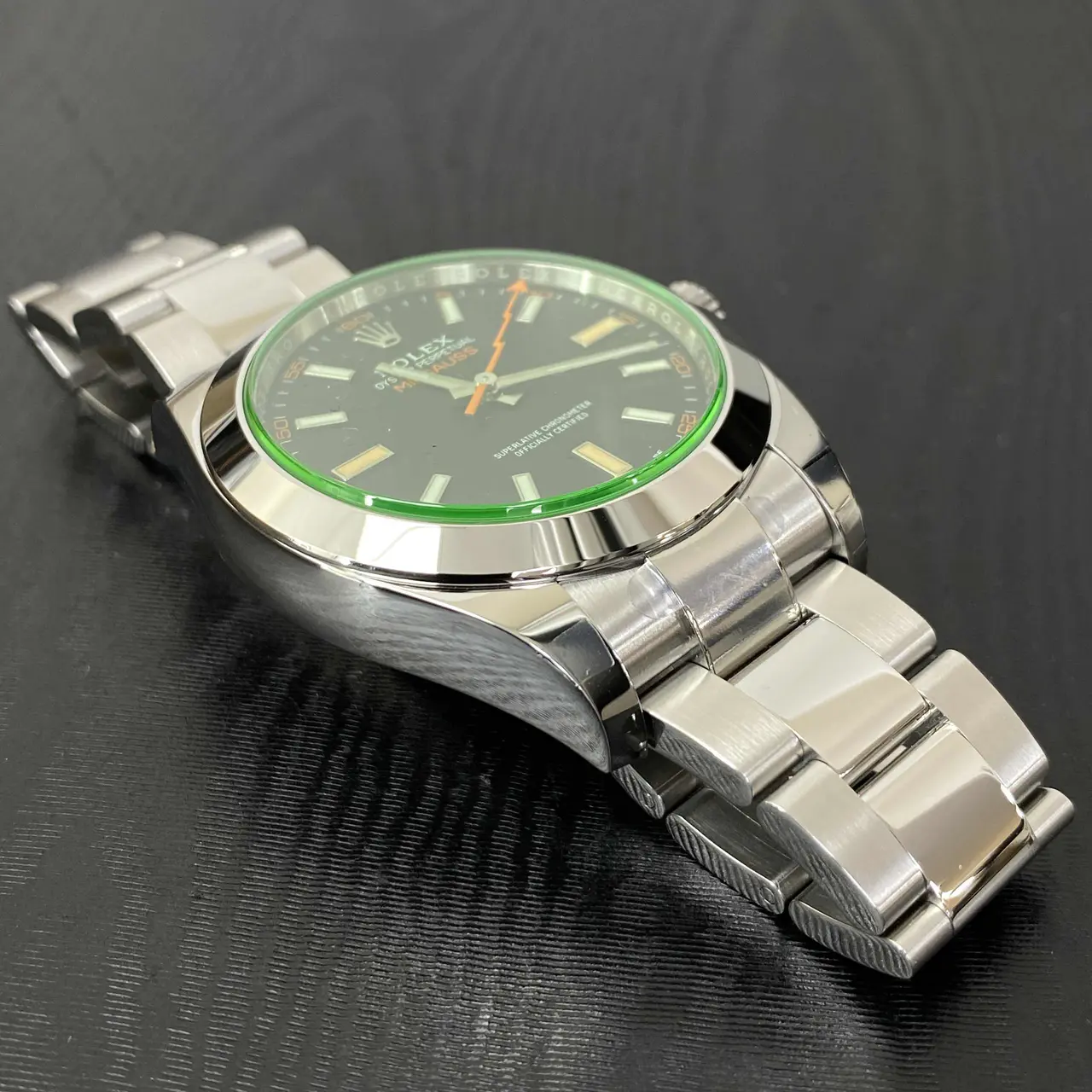 Rolex Oyster Perpetual Milgauss 40 116400gv Series - LITELUX