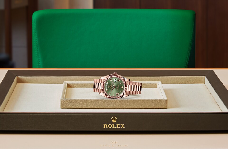 Rolex Day-Date President 40mm 18ct Everose Gold 228235-0025 Unworn - LITELUX