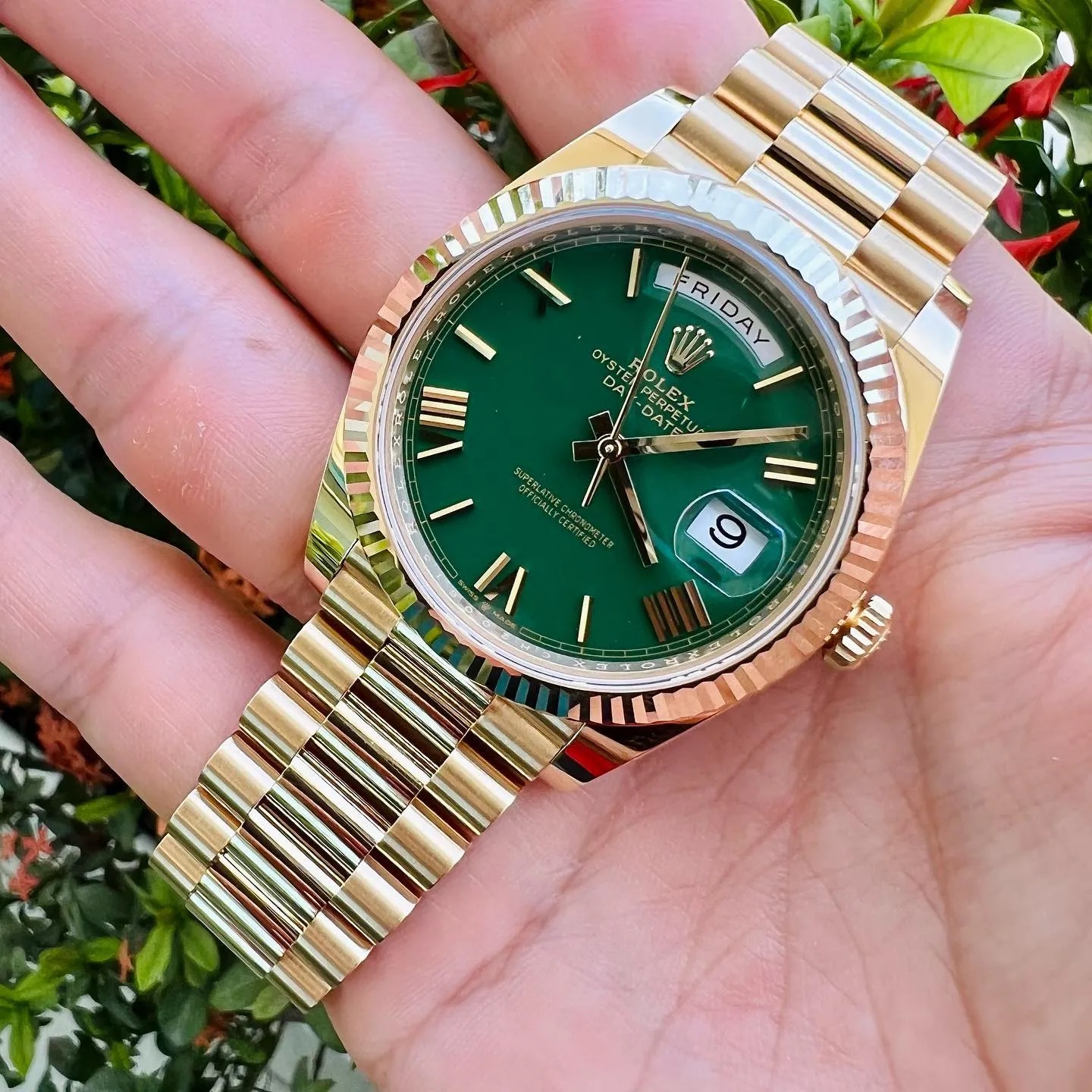 Rolex Day-Date Oyster 40 mm Yellow Gold Green Dial 228238 - LITELUX