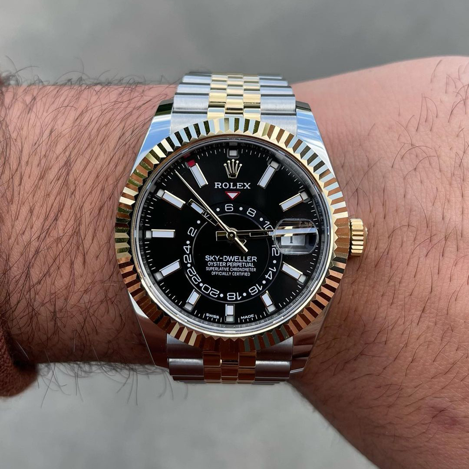 Rolex Sky-Dweller Black Dial Two-Tone 42mm 326933-0005 Unworn - LITELUX