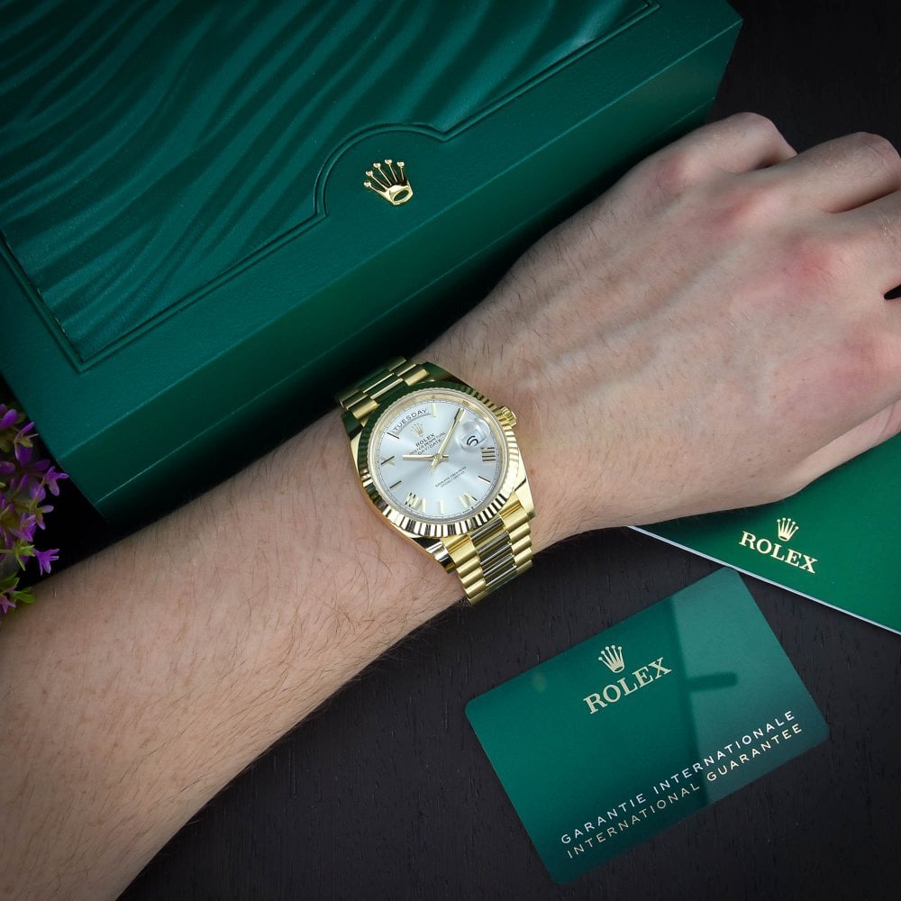 ROLEX 228238 DAY-DATE 40MM PRESIDENT 18K YELLOW GOLD SILVER ROMAN DIAL - LITELUX