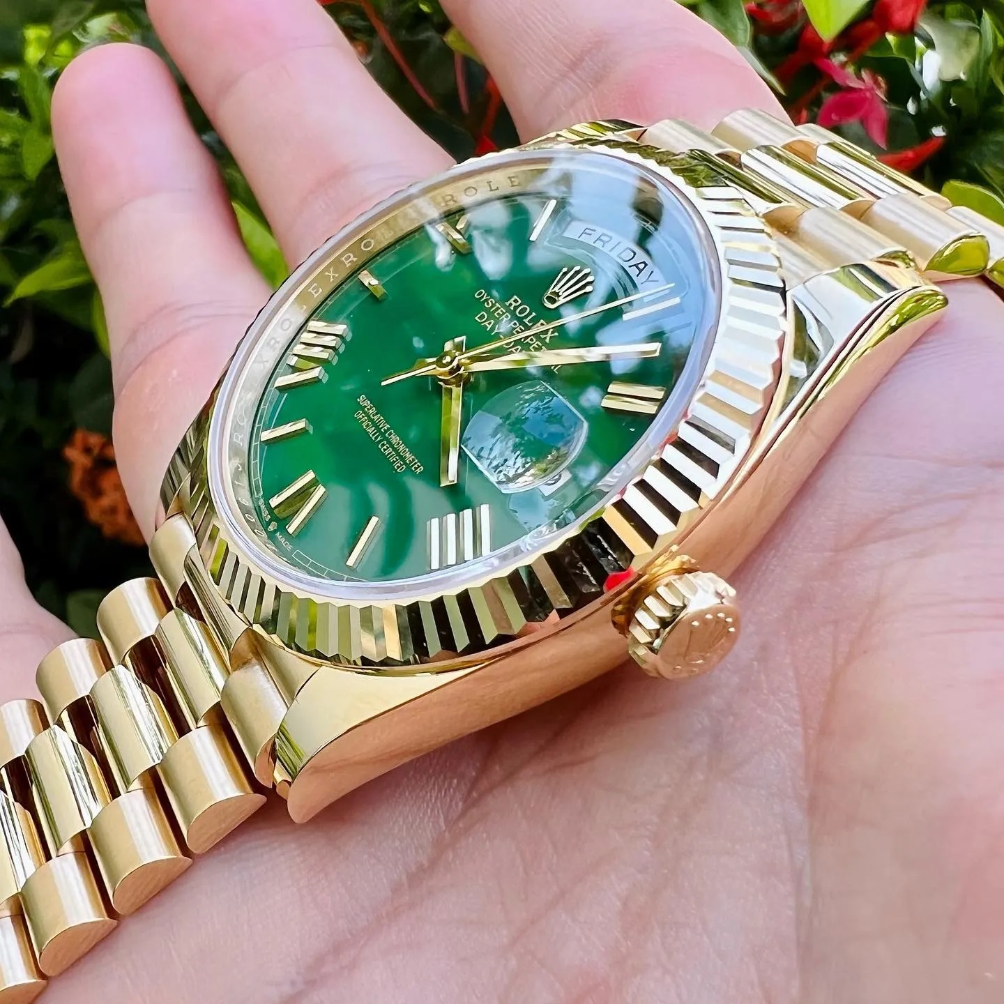 Rolex Day-Date Oyster 40 mm Yellow Gold Green Dial 228238 - LITELUX