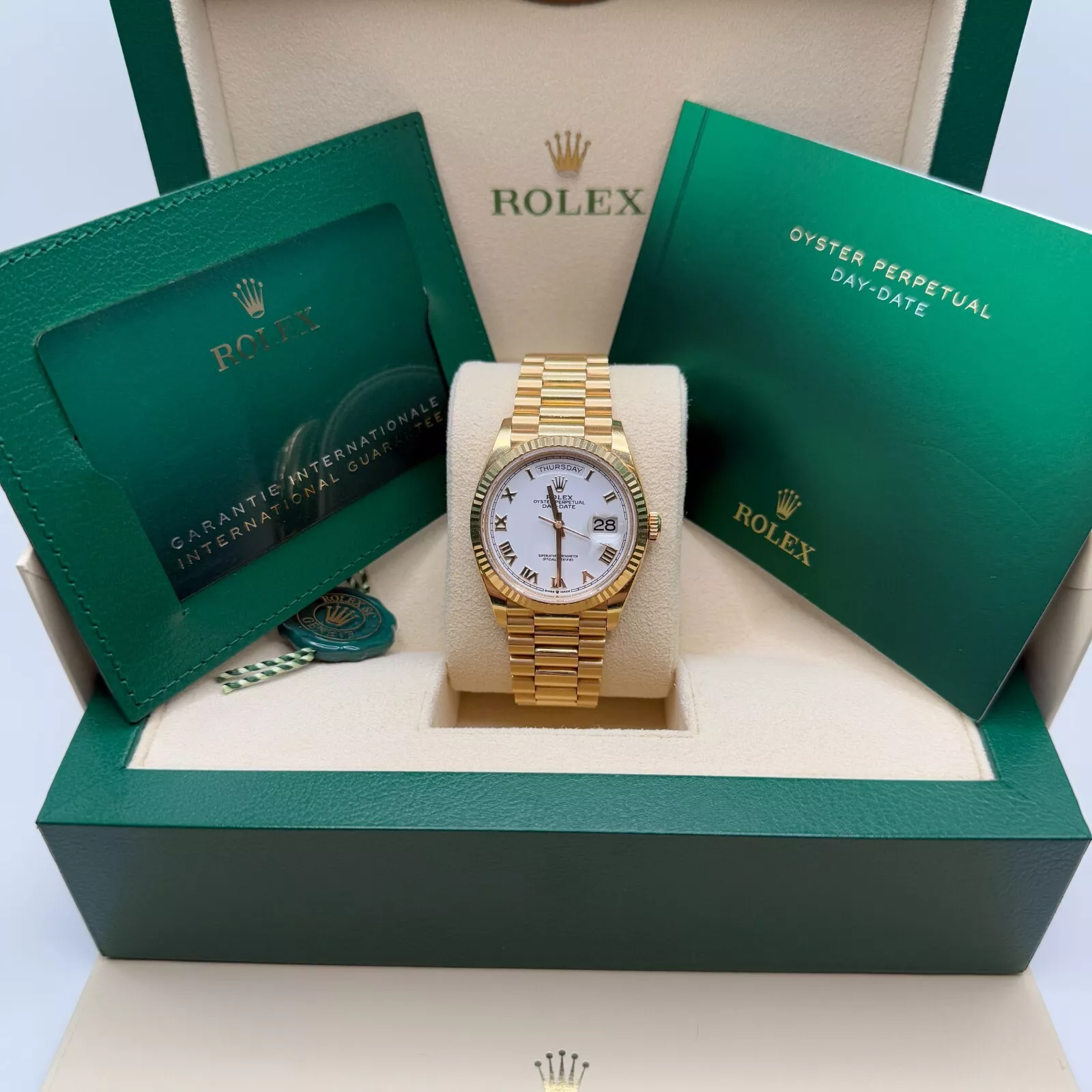 RLX Day-Date M128238-0076 36mm - LITELUX