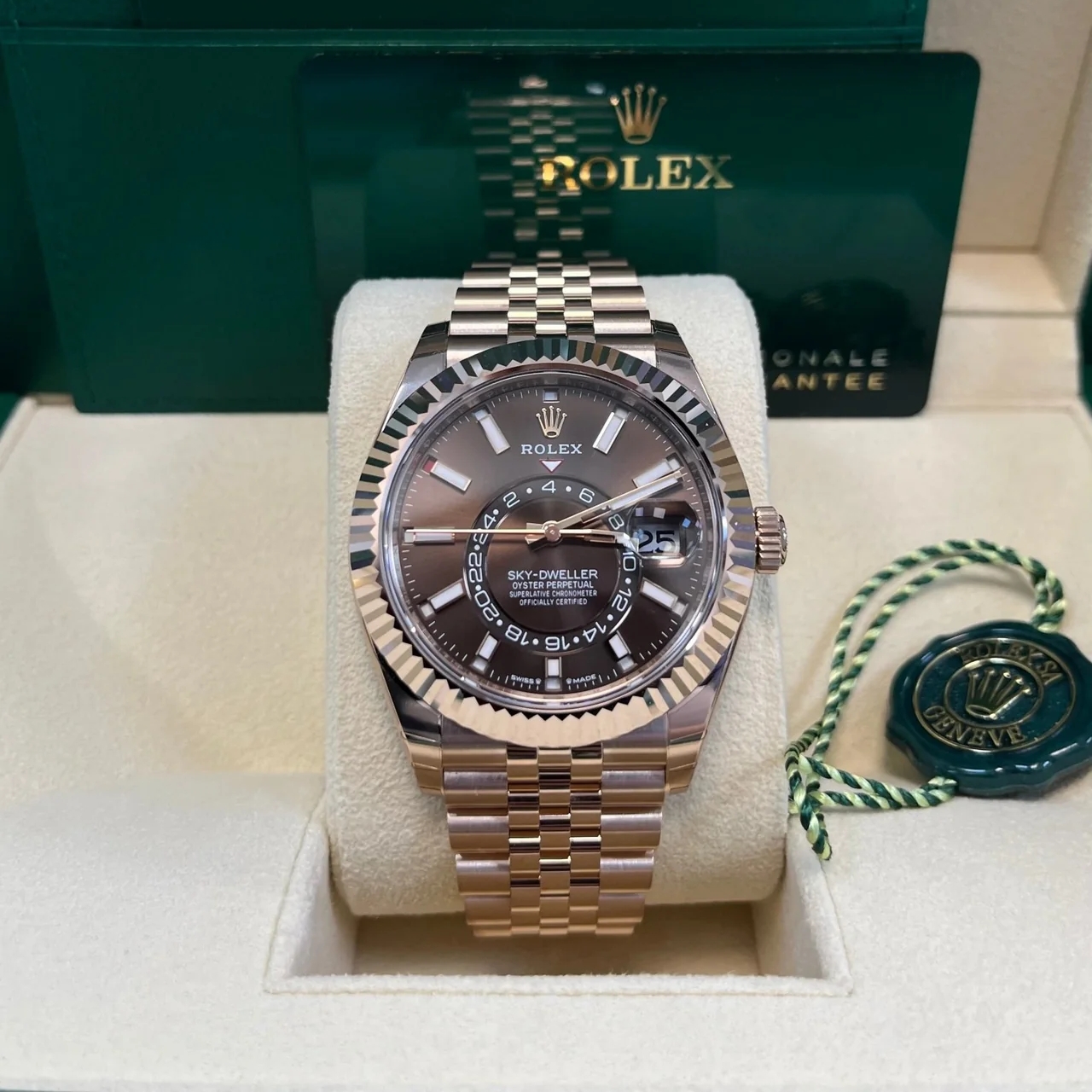 RLX Sky-Dweller 42mm 336935-0006 Rose Gold Chocolate Dial Jubilee - LITELUX