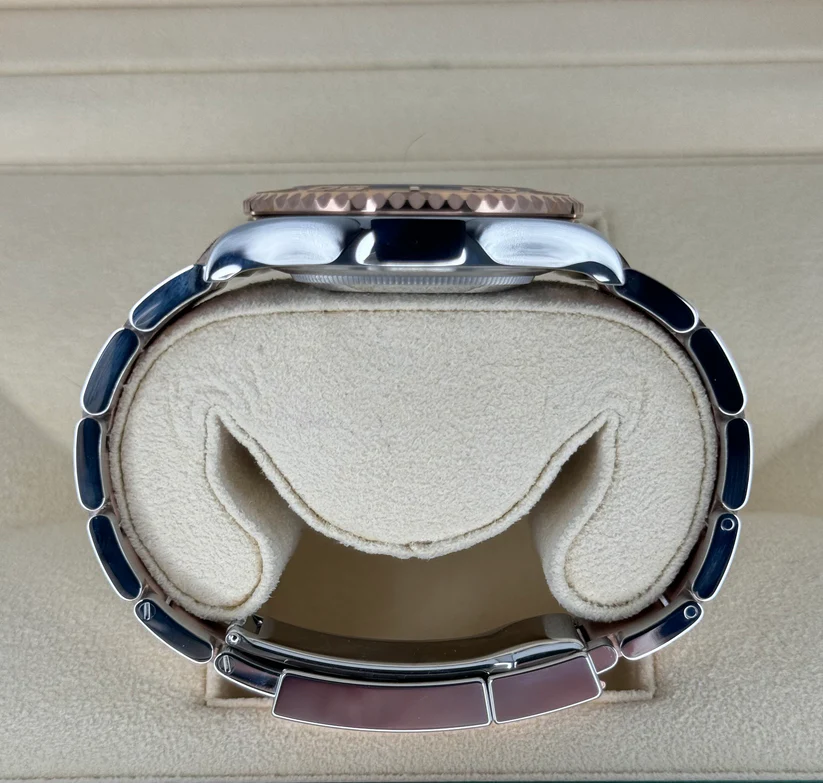 RLX Yacht-Master 37mm Steel and Everose Gold Watch - Black Dial - Oyster Bracelet 268621 - LITELUX