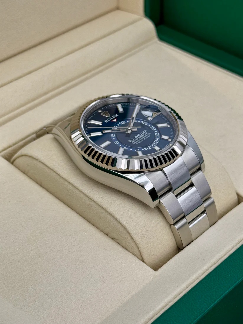 RLX Sky-Dweller 42mm 336934-0005 Stainless Steel Blue Dial Jubilee - LITELUX