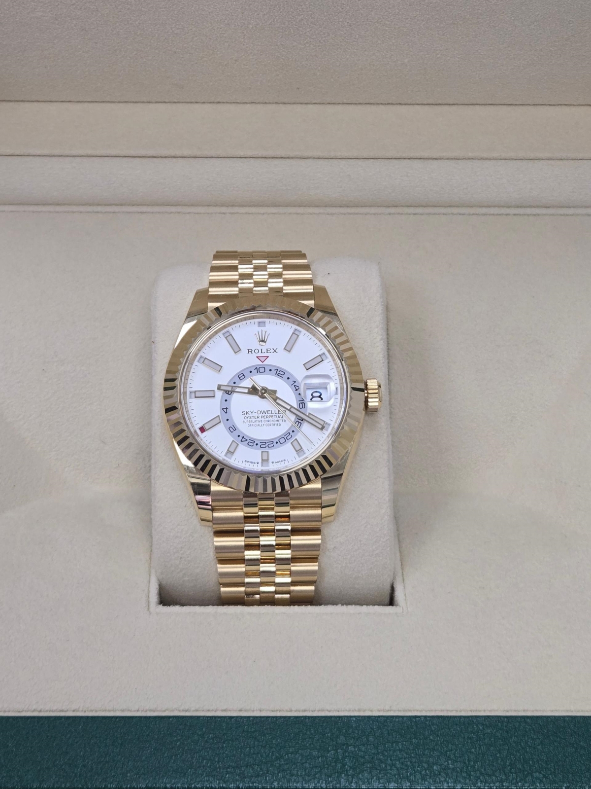 RLX Sky-Dweller 42mm 336938-0006 Yellow Gold White Dial Jubilee - LITELUX